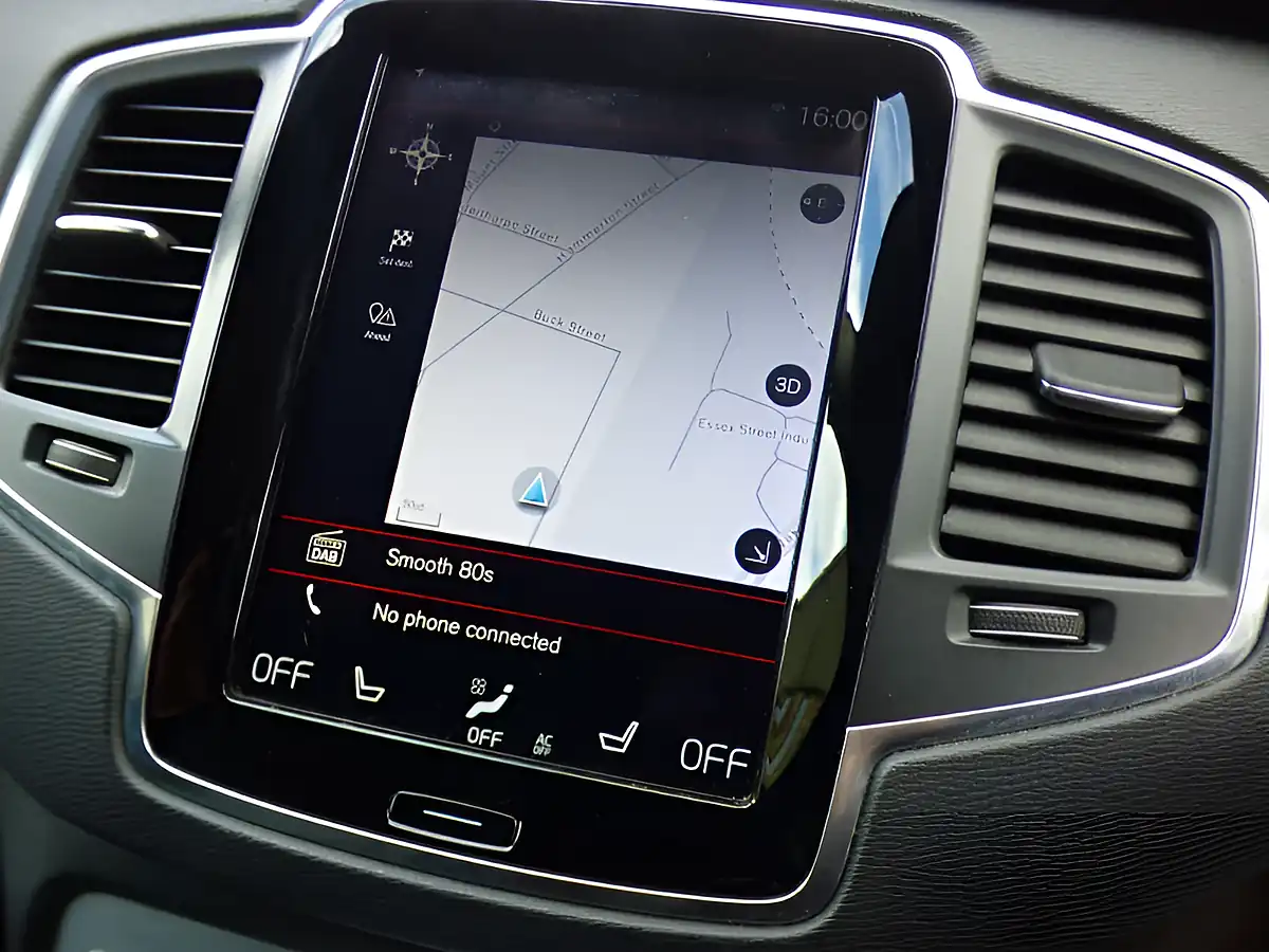 Used 2016 Volvo XC90 Momentum Grey - Interior and Exterior details 8
