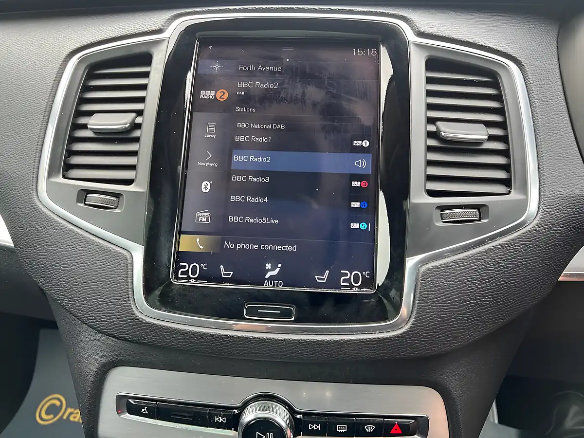 Used 2016 Volvo XC90 Momentum Silver - Interior and Exterior details 20