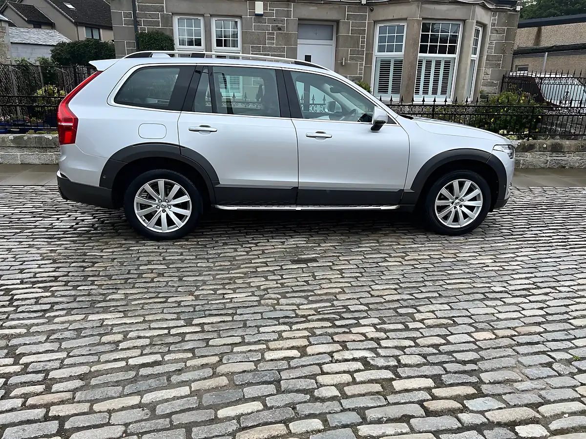 Used 2016 Volvo XC90 Momentum Silver - Interior and Exterior details 5