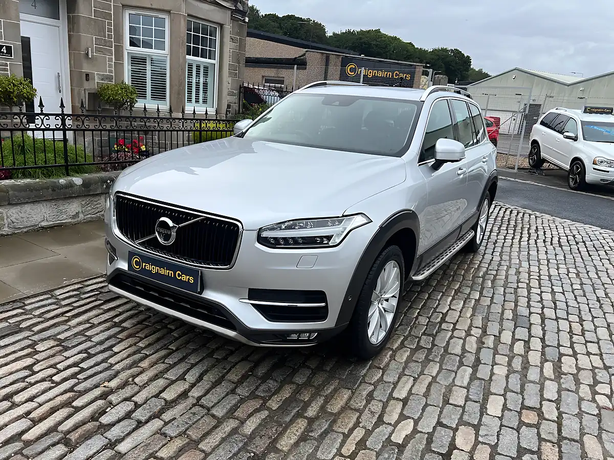 Used 2016 Volvo XC90 Momentum Silver - Interior and Exterior details 8