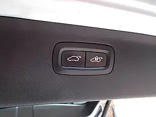 Used 2016 Volvo XC90 Momentum Silver - Interior and Exterior details 10