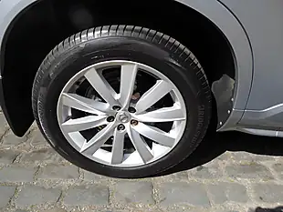 Used 2016 Volvo XC90 Momentum Silver - Interior and Exterior details 12