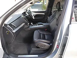 Used 2016 Volvo XC90 Momentum Silver - Interior and Exterior details 14