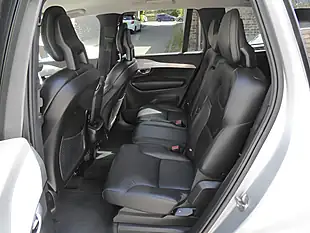 Used 2016 Volvo XC90 Momentum Silver - Interior and Exterior details 17