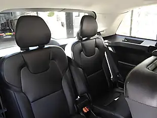 Used 2016 Volvo XC90 Momentum Silver - Interior and Exterior details 20