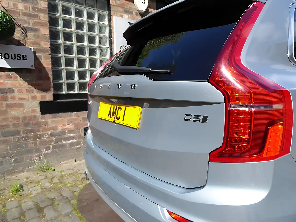 Used 2016 Volvo XC90 Momentum Silver - Interior and Exterior details 8