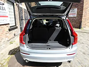 Used 2016 Volvo XC90 Momentum Silver - Interior and Exterior details 9