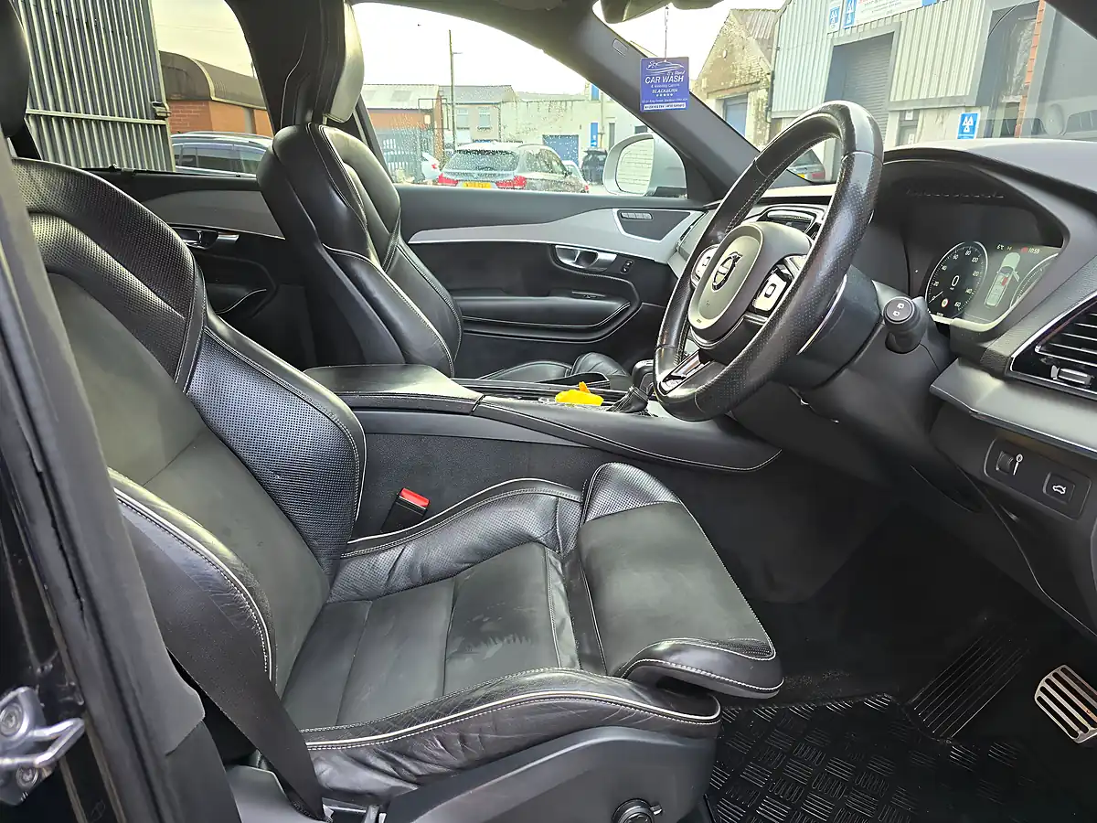 Used 2016 Volvo Xc90 R-Design Black - Interior and Exterior details 12