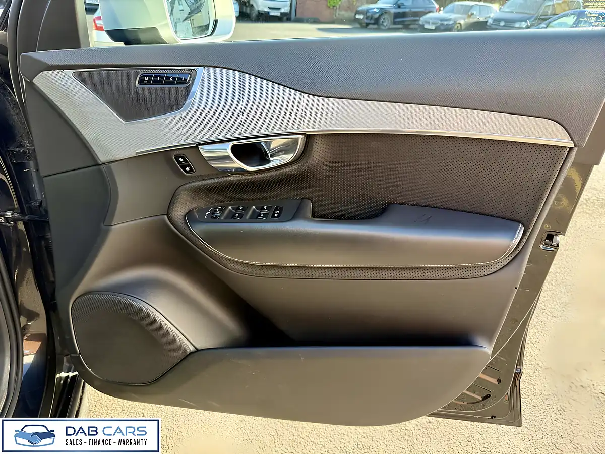 Used 2016 Volvo XC90 R-Design Black - Interior and Exterior details 15