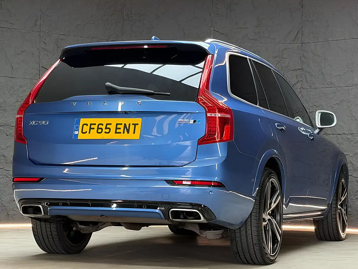 Used 2016 Volvo XC90 R-Design Bursting Blue - Interior and Exterior details 9