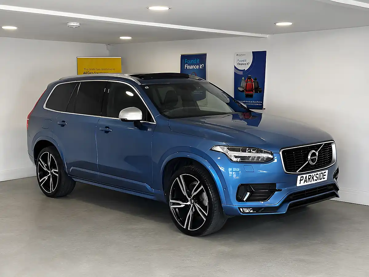 Used 2016 Volvo XC90 R-Design Bursting Blue - Front View