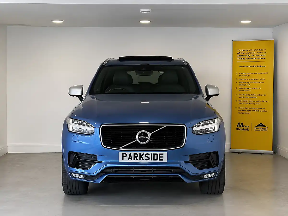 Used 2016 Volvo XC90 R-Design Bursting Blue - Interior and Exterior details 4