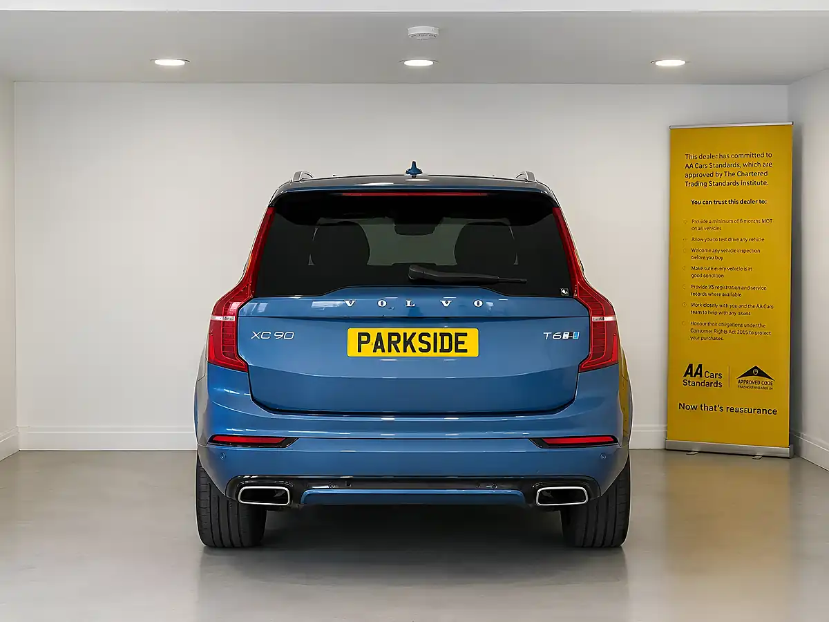 Used 2016 Volvo XC90 R-Design Bursting Blue - Interior and Exterior details 5