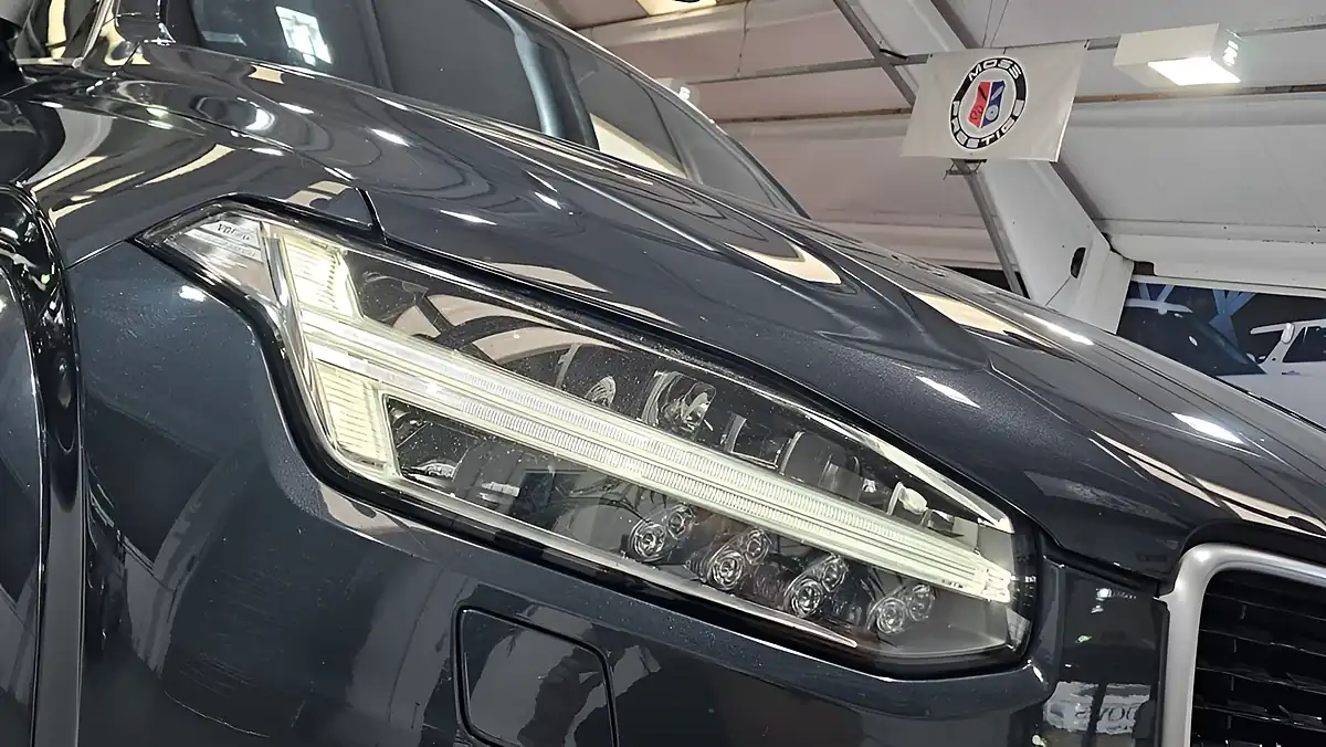 Used 2016 Volvo XC90 R-Design Grey - Interior and Exterior details 12