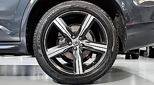 Used 2016 Volvo XC90 R-Design Grey - Interior and Exterior details 13