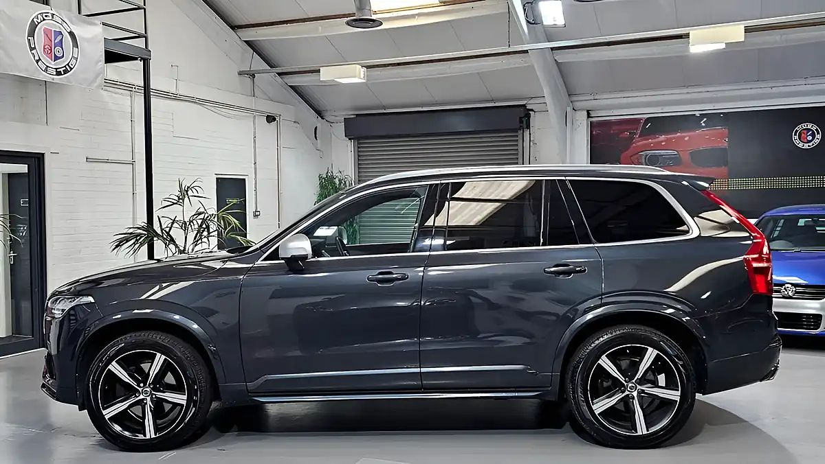 Used 2016 Volvo XC90 R-Design Grey - Interior and Exterior details 6