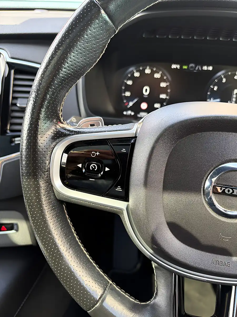 Used 2016 Volvo XC90 R-Design Passion Red - Interior and Exterior details 10