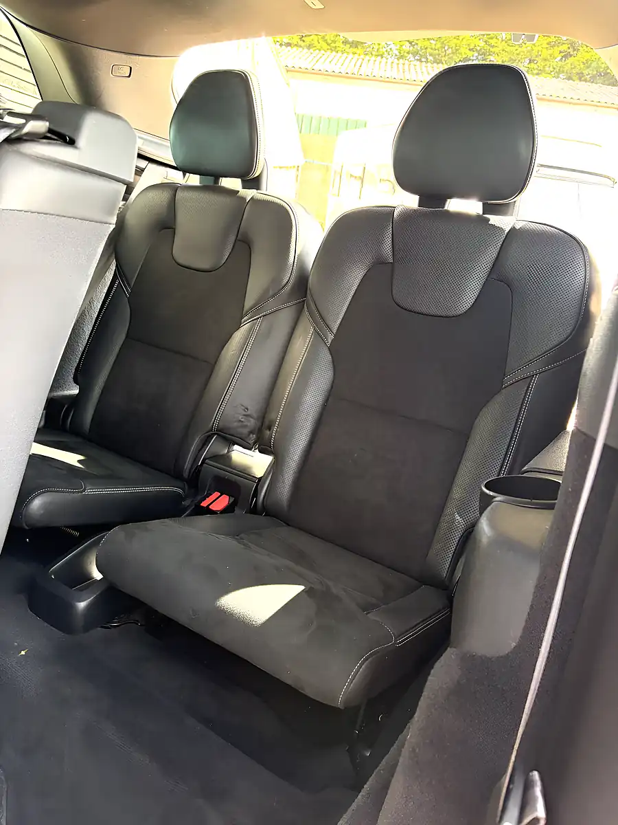 Used 2016 Volvo XC90 R-Design Passion Red - Interior and Exterior details 9