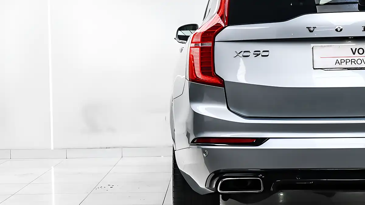 Used 2016 Volvo XC90 R-Design Silver - Interior and Exterior details 14