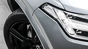Used 2016 Volvo XC90 R-Design Silver - Interior and Exterior details 5