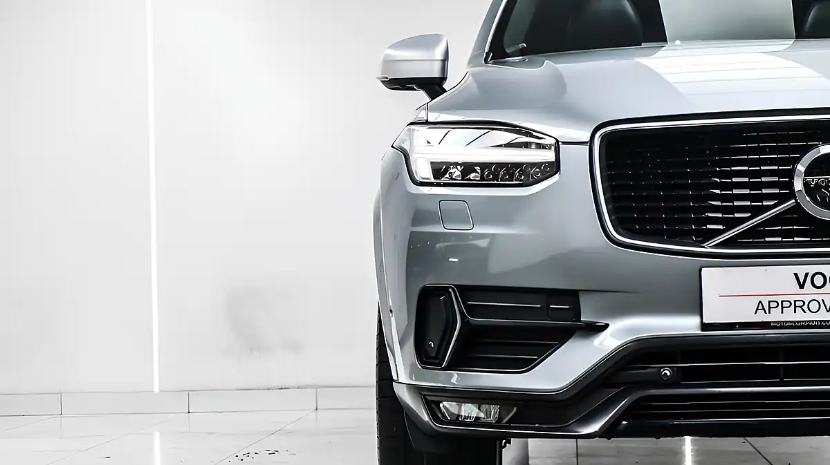 Used 2016 Volvo XC90 R-Design Silver - Interior and Exterior details 8