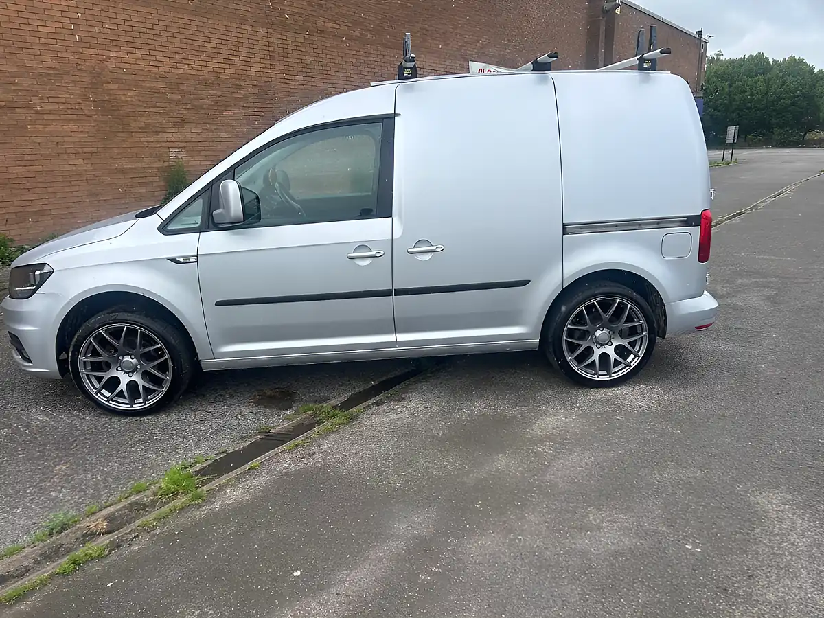 Used 2016 Vw Caddy Trendline Silver - Interior and Exterior details 5