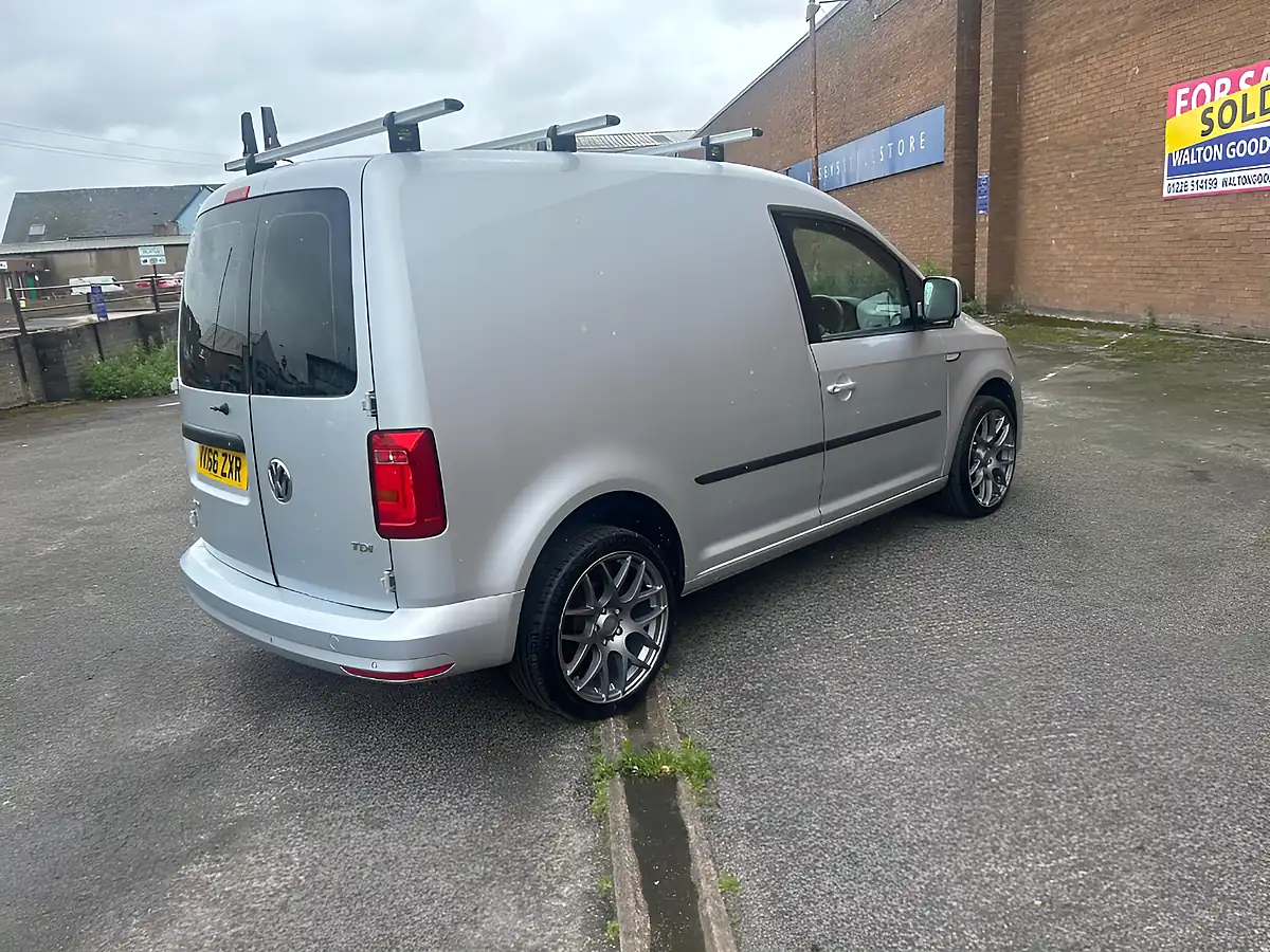 Used 2016 Vw Caddy Trendline Silver - Interior and Exterior details 6