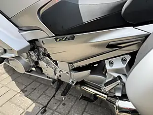 Used 2016 Yamaha FJR1300 a Silver - Interior and Exterior details 17
