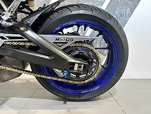 Used 2016 Yamaha MT-09 Blue and Silver Metallic - Interior and Exterior details 17