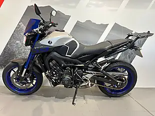 Used 2016 Yamaha MT-09 Blue and Silver Metallic - Interior and Exterior details 2