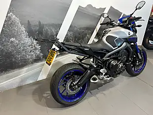Used 2016 Yamaha MT-09 Blue and Silver Metallic - Interior and Exterior details 3
