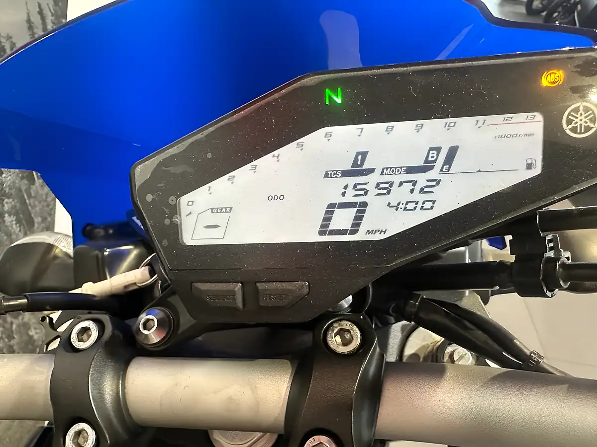 Used 2016 Yamaha MT-09 Blue and Silver Metallic - Interior and Exterior details 5