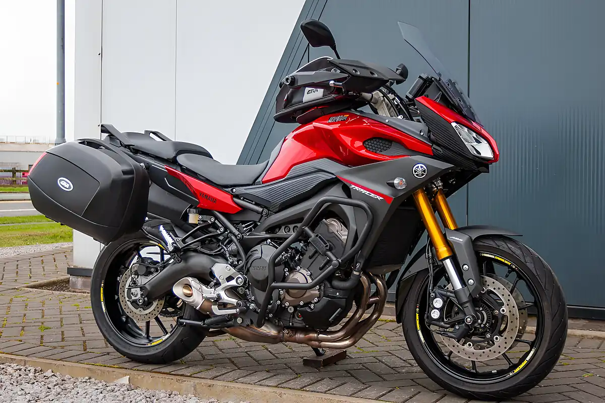 Used 2016 Yamaha MT-09 Tracer Red - Front View