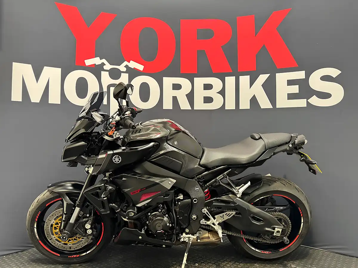 Used 2016 Yamaha MT-10 - Interior and Exterior details 2