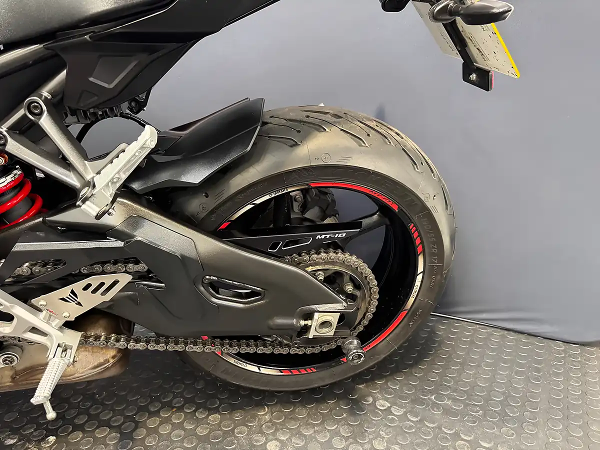 Used 2016 Yamaha MT-10 - Interior and Exterior details 20