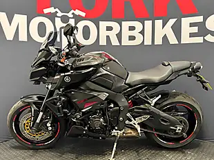 Used 2016 Yamaha MT-10 - Interior and Exterior details 4