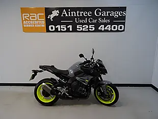 Used 2016 Yamaha MT-10 MTN1000 Grey - Interior and Exterior details 10