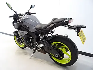 Used 2016 Yamaha MT-10 MTN1000 Grey - Interior and Exterior details 4