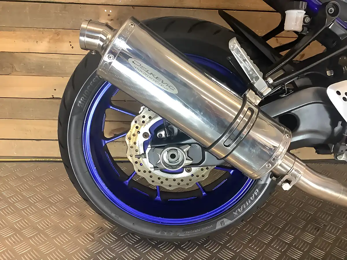 Used 2016 Yamaha Mt Abs Silver - Interior and Exterior details 10