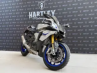 Used 2016 Yamaha R1 R1M Silver - Interior and Exterior details 2