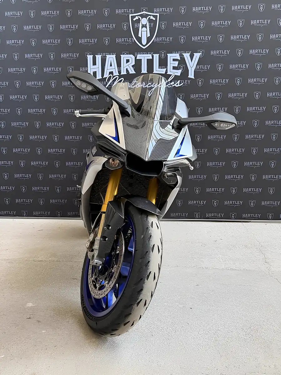 Used 2016 Yamaha R1 R1M Silver - Interior and Exterior details 3