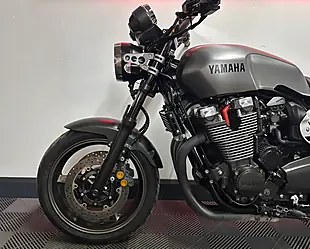 Used 2016 Yamaha XJR1300 Grey - Interior and Exterior details 13