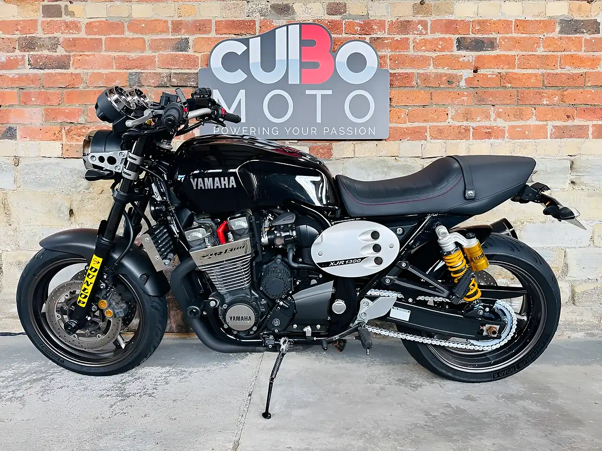 Used 2016 Yamaha XJR1300 Retro Black - Interior and Exterior details 11