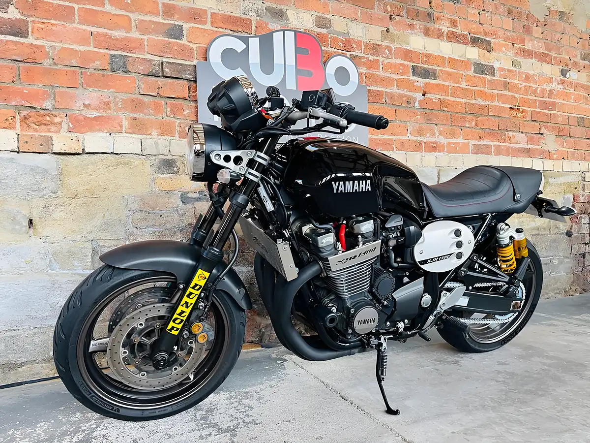 Used 2016 Yamaha XJR1300 Retro Black - Interior and Exterior details 12