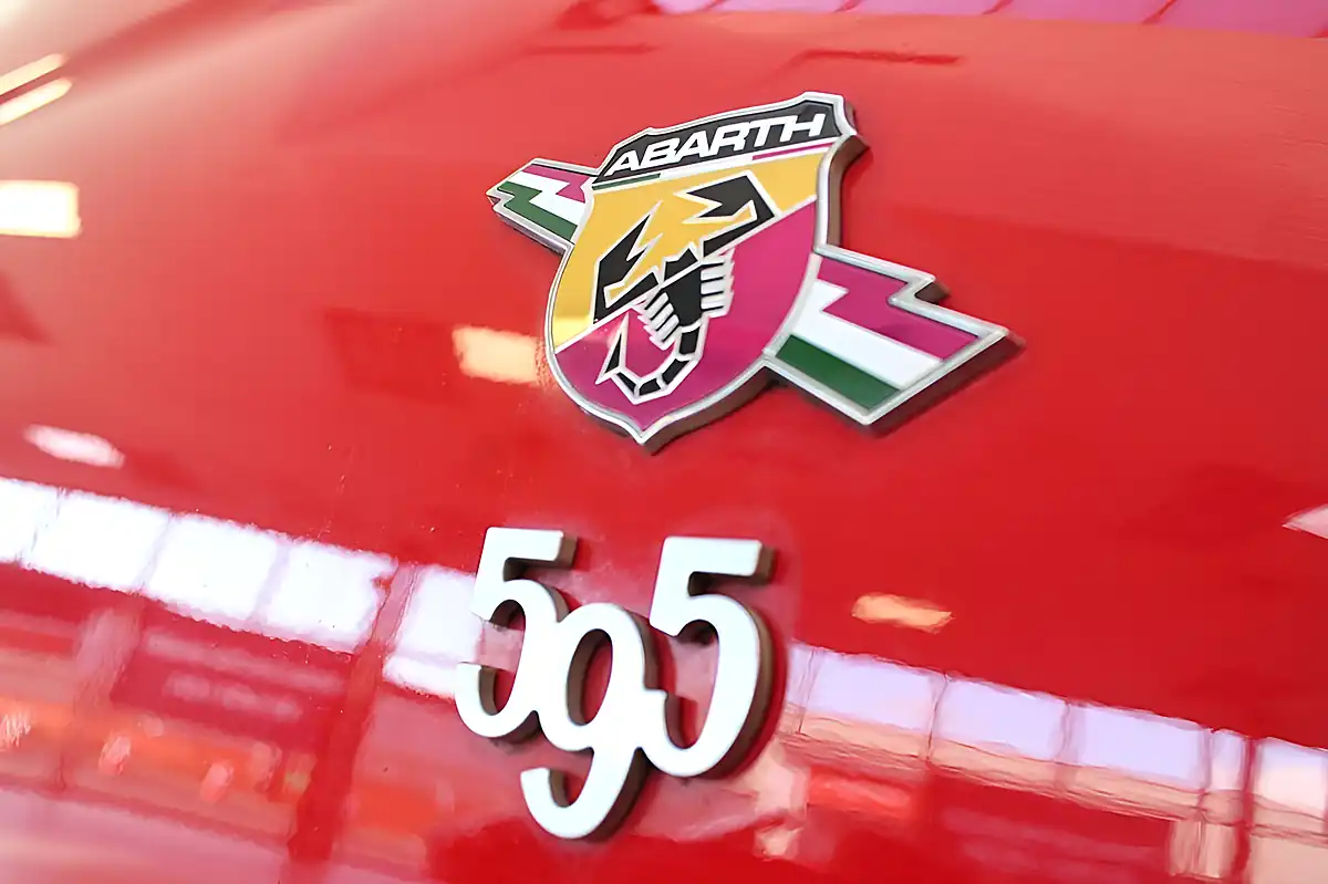 Used 2017 Abarth 595 Hatchback 3dr Red - Interior and Exterior details 10