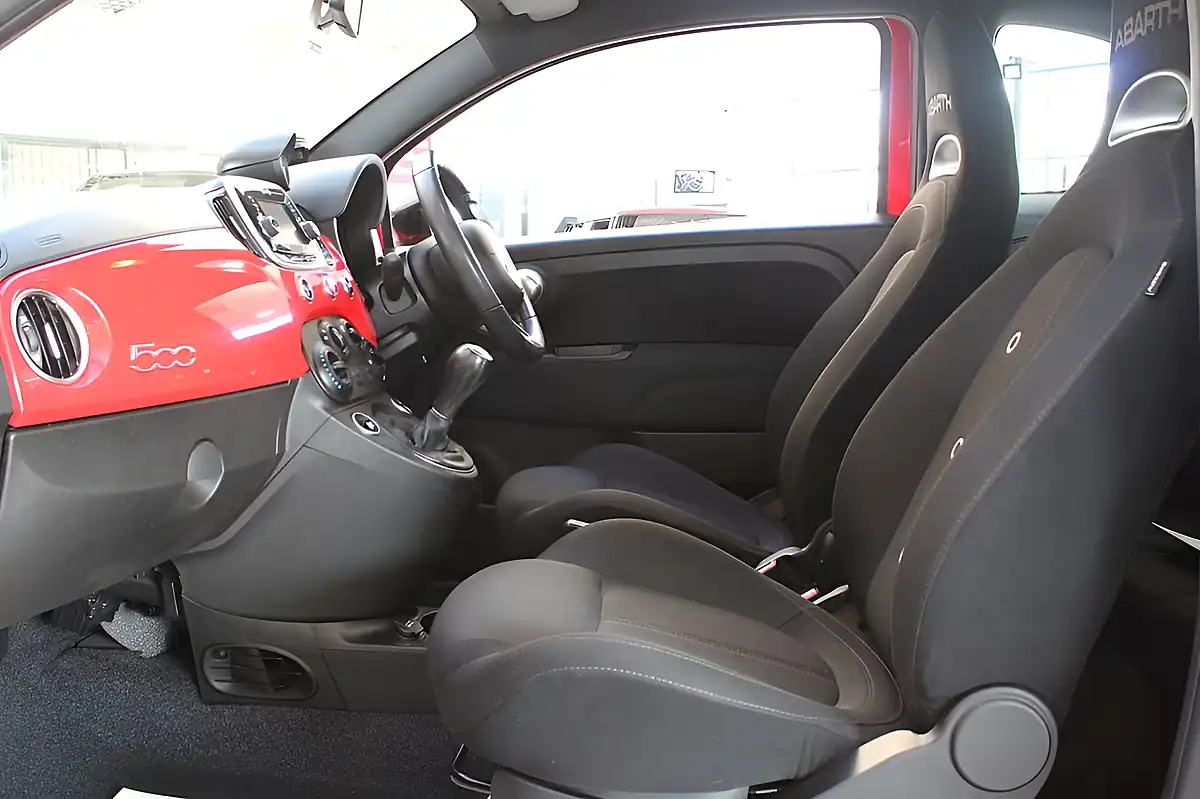 Used 2017 Abarth 595 Hatchback 3dr Red - Interior and Exterior details 12