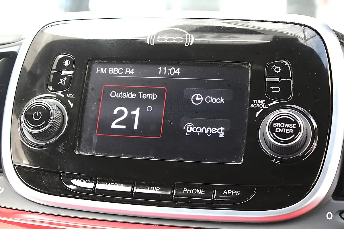 Used 2017 Abarth 595 Hatchback 3dr Red - Interior and Exterior details 17