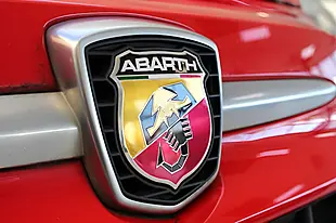 Used 2017 Abarth 595 Hatchback 3dr Red - Interior and Exterior details 6