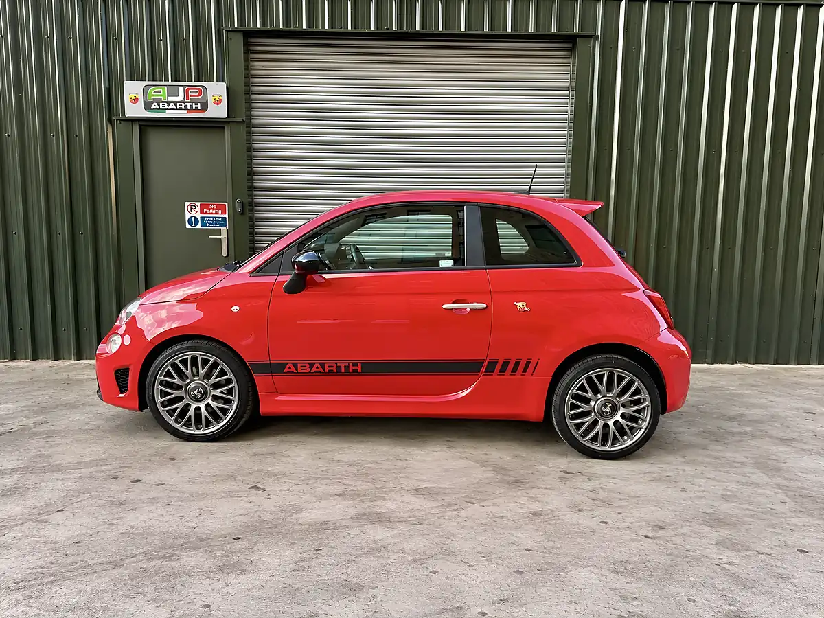 Used 2017 Abarth 595 Red - Interior and Exterior details 4