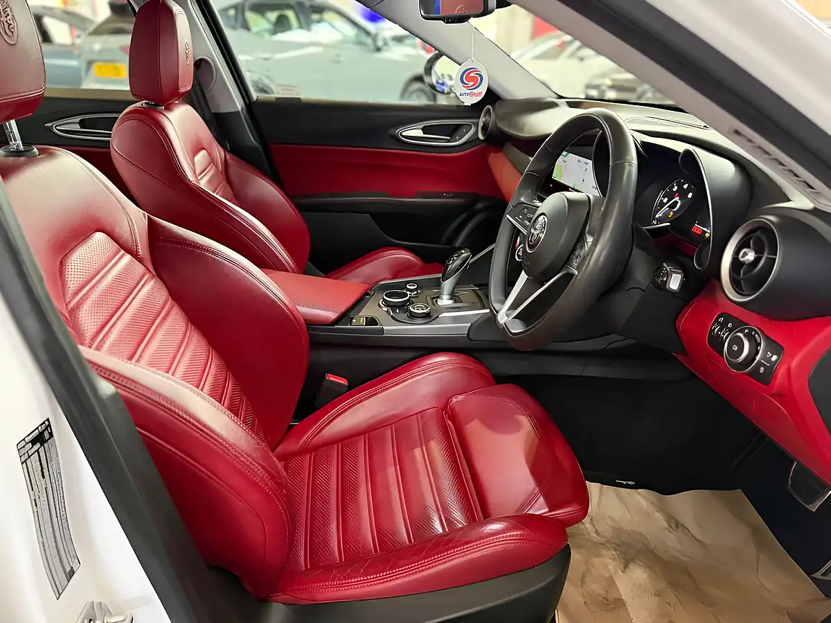 Used 2017 Alfa Romeo Giulia Speciale White - Interior and Exterior details 12